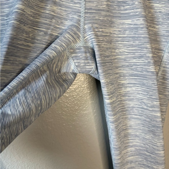 Lululemon Train Times Pant 25” - Picture 3 of 7